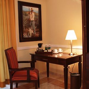 Habitación con Cama Queen
